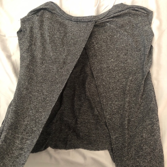 Wilfred grey v neck tee - Picture 3 of 3